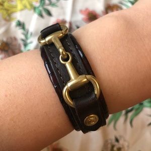 Vintage Leather Bracelet !! 🌸